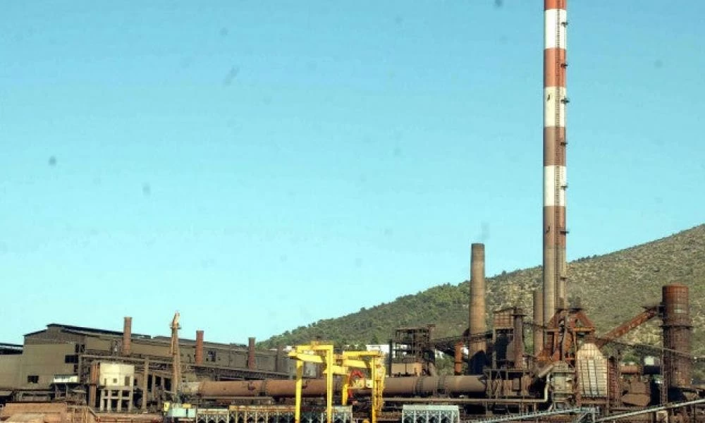 Β.Ελλάδα: Έκταση πόλης καταλαμβάνουν τα εργοστάσια-φαντάσματα